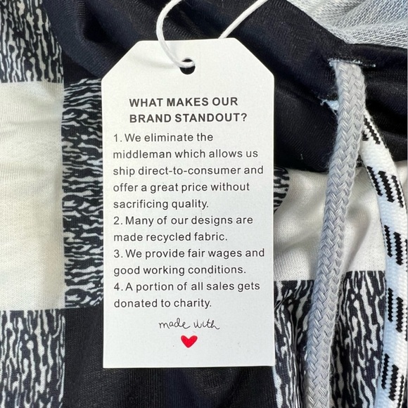 NWT Exclusive Black & White Checkered Hoodie
Size M - Picture 3 of 9